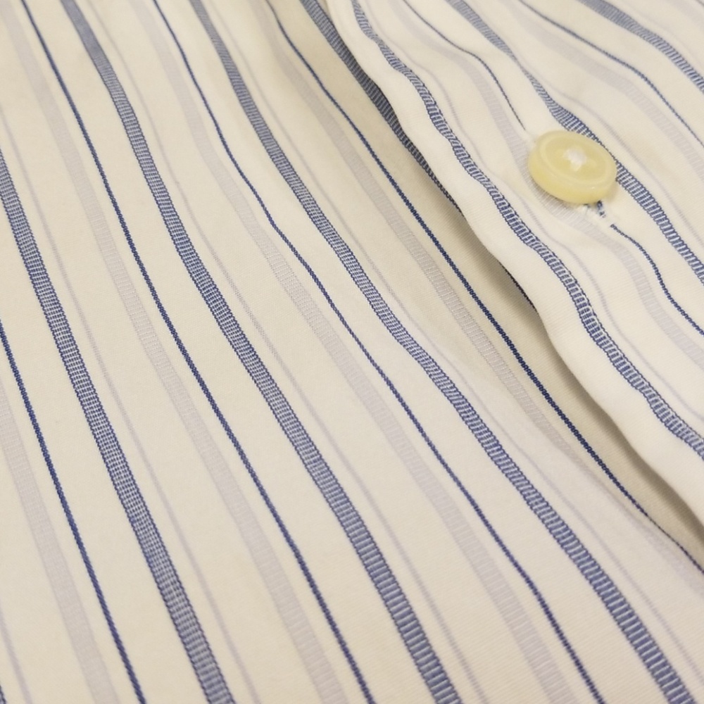 Express buttondown - Picture 2 of 3